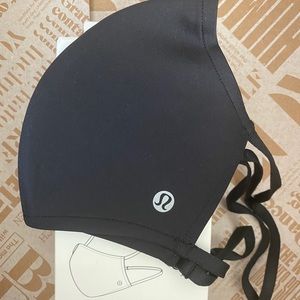 Black Lulu mask unopened